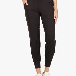 Women joggers black size small super soft with tags